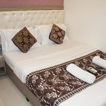 Hotel Time Gold Near Domestics Airport Mumbai Ngoại thất bức ảnh