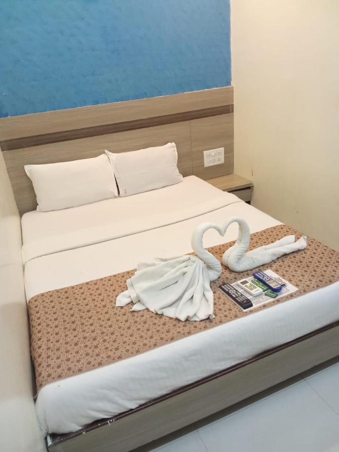 Hotel Time Gold Near Domestics Airport Mumbai Ngoại thất bức ảnh