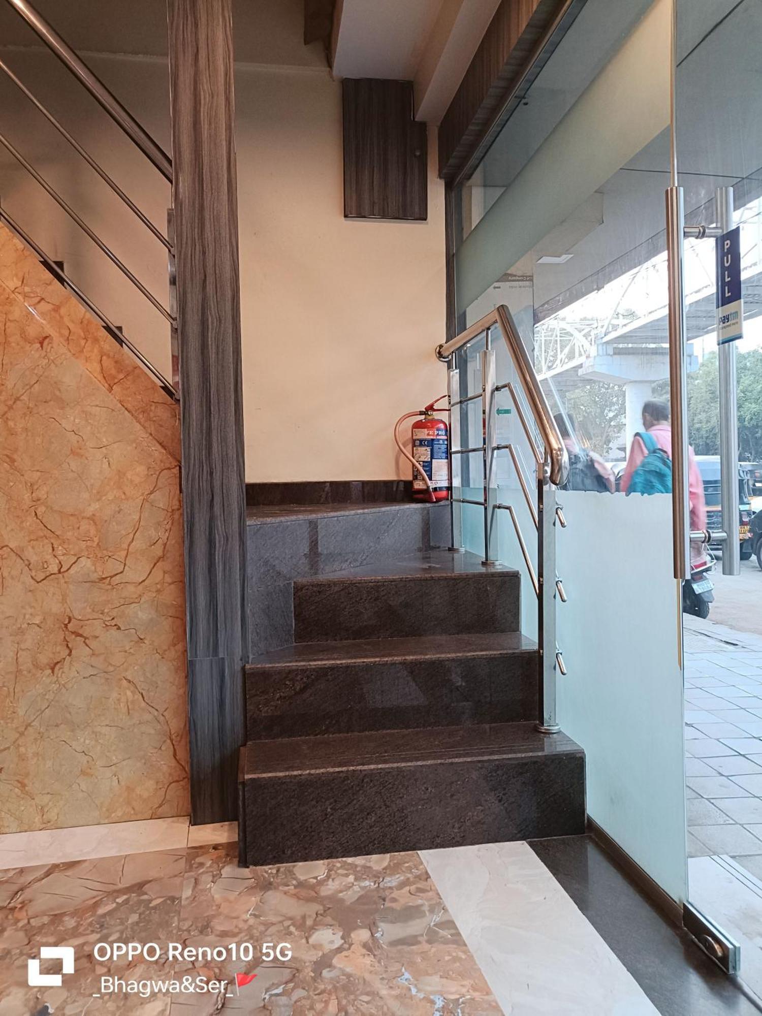 Hotel Time Gold Near Domestics Airport Mumbai Ngoại thất bức ảnh
